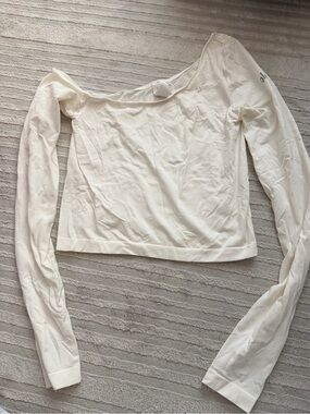 ALO sheer glow top